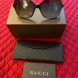 COPY - Classic Authentic Gucci sunglasses
